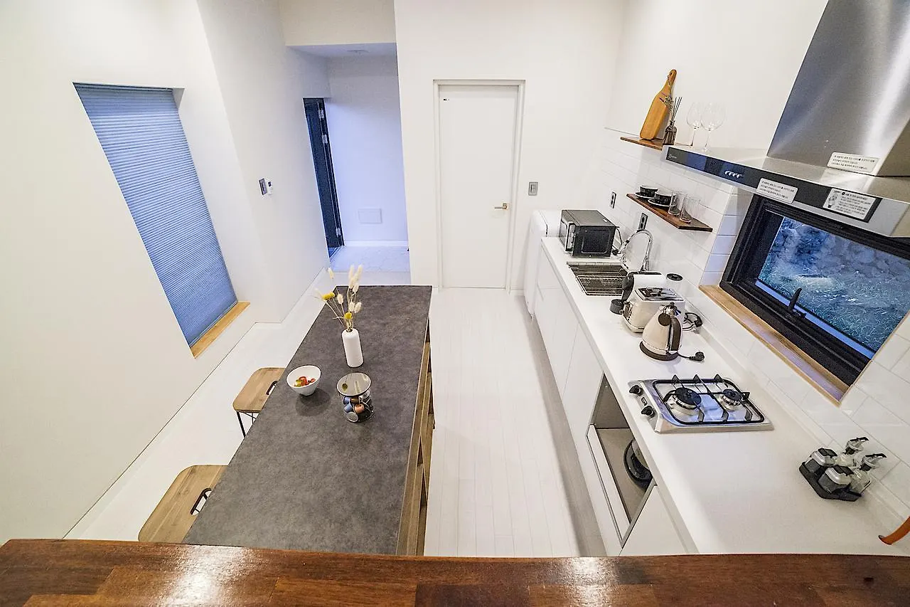 Wooyeon Handong Pension Jeju Holiday home